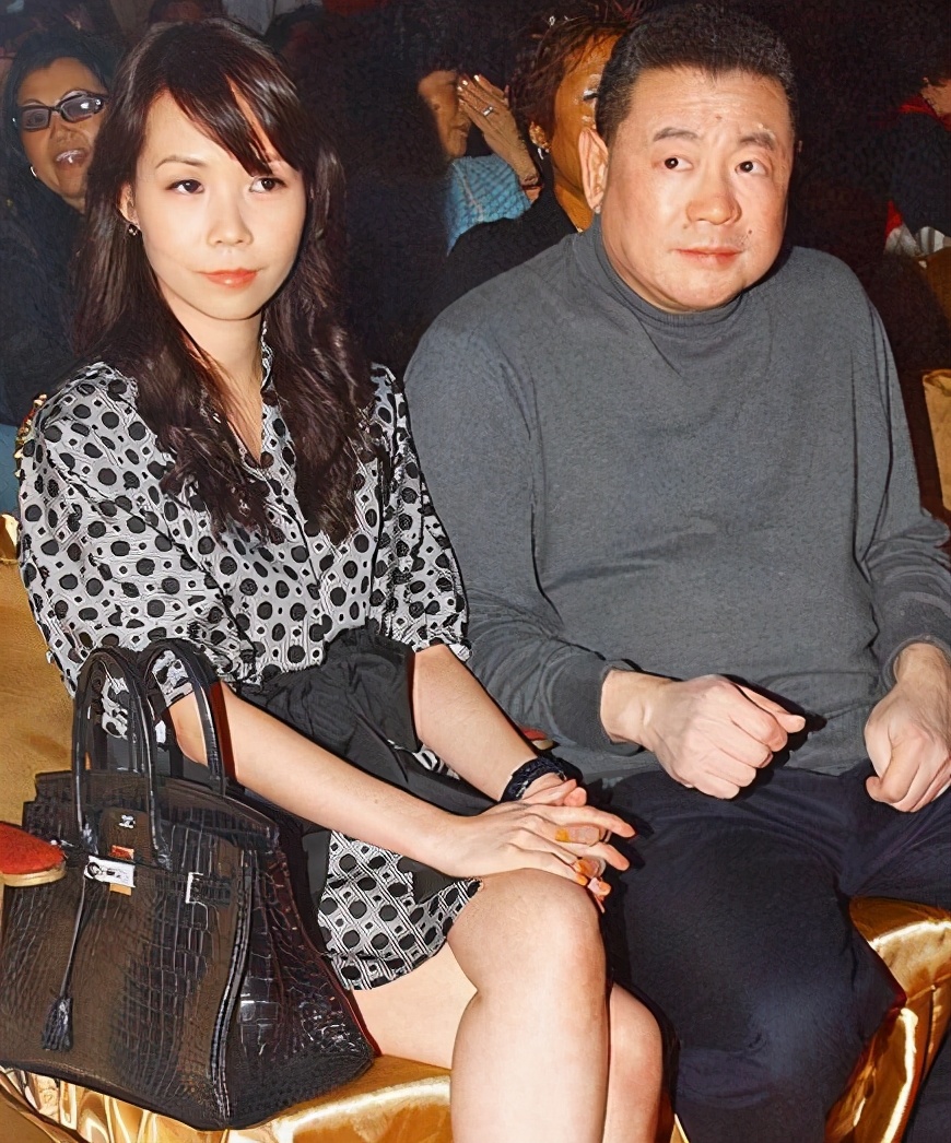 律政名媛输给了爱马仕柜姐，离开刘銮雄相交郑家纯，王颖妤不一般