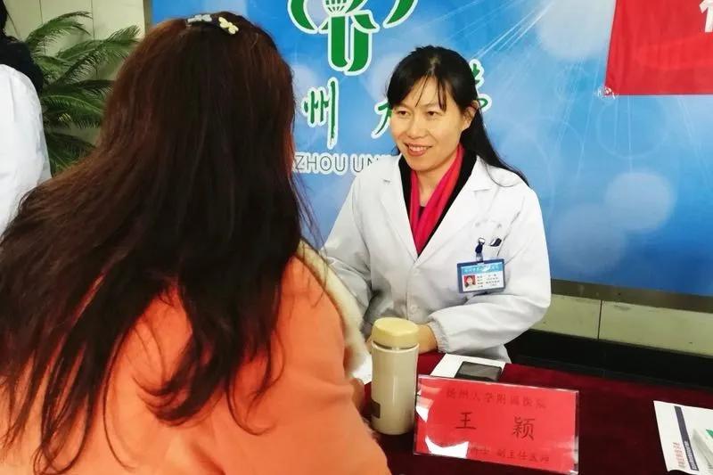 致敬医德高尚的医生,致敬医生英雄事迹