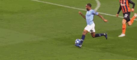 足球搞笑假摔集锦,足球场上的影帝们搞笑集锦