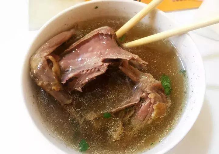 在*疆新**!你戴不了鸽子蛋,但喝得起鸽子汤!