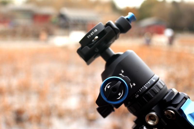 思锐碳纤维迷你三脚架测评,思锐AT125便携款三脚架