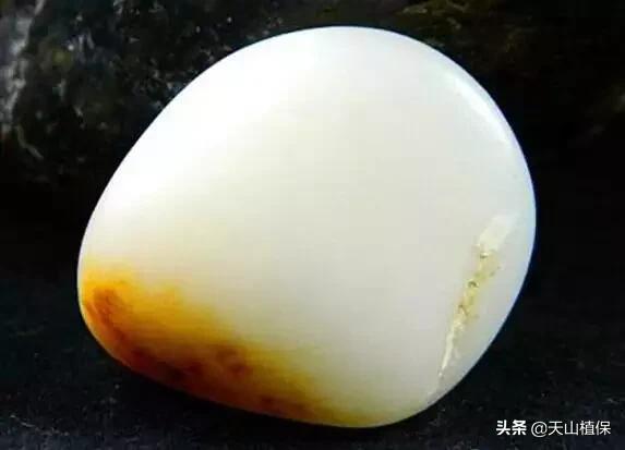 怎么捡到价值极高的石头,捡到一块石头价值千万