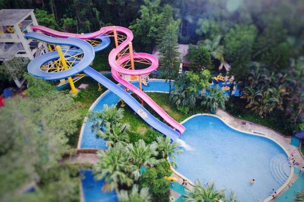 东莞虎英水上乐园冲浪池,东莞东城虎英水上乐园