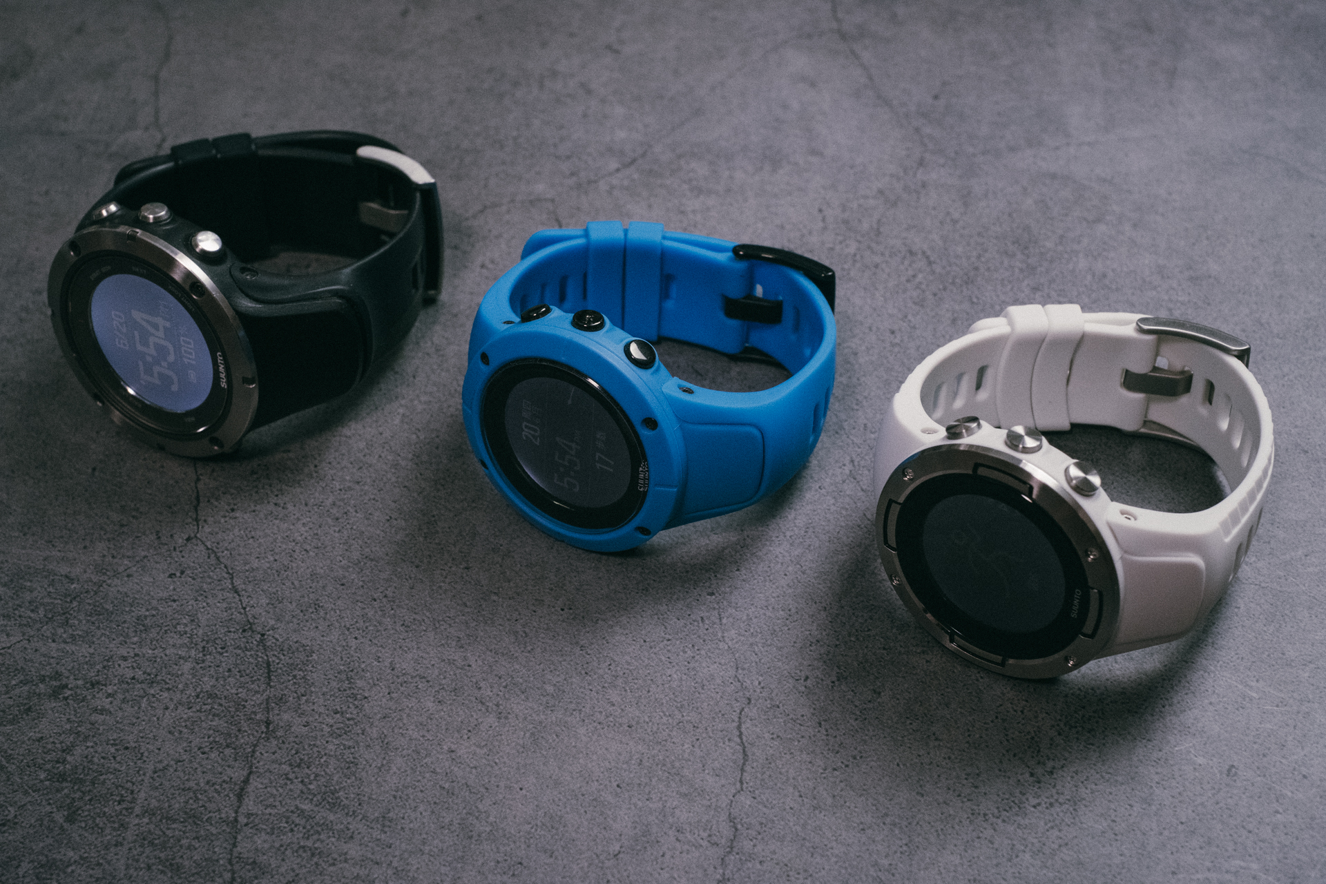 颂拓5黑白限量,颂拓suunto5智能运动手表