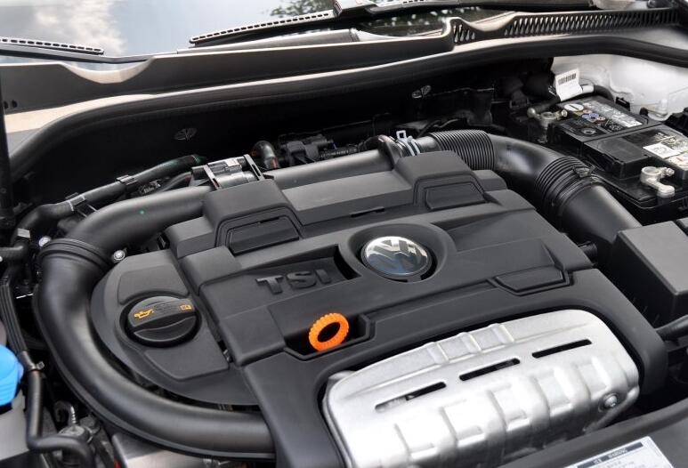 高尔夫嘉旅和朗境对比,16年的车7万公里