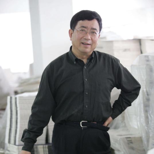 贾平凹余秋雨作家,余秋雨与贾平凹的书