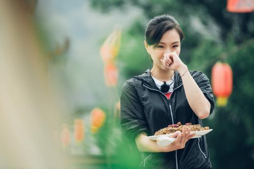 小事酿大错！吴敏霞泪诉女儿病情，细菌入脑20天做4次腰穿