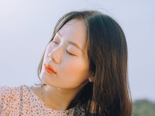 女人如何才能做到面对挫折,女人如何面对不幸的婚姻