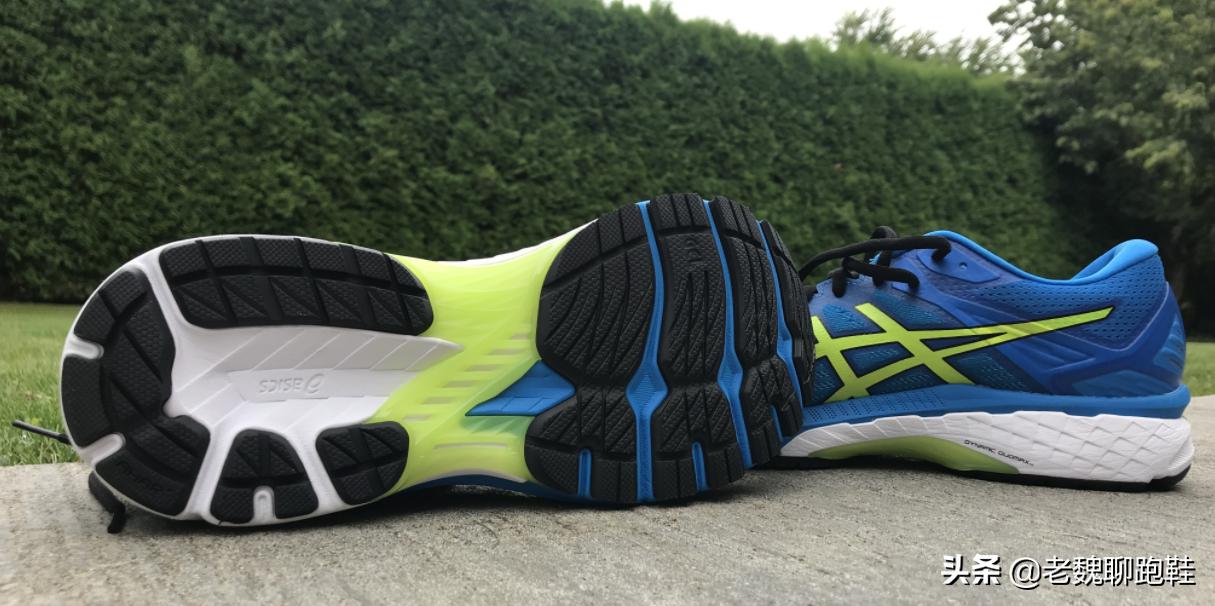 亚瑟士的跑鞋怎么选择,亚瑟士跑步鞋系列怎么区分