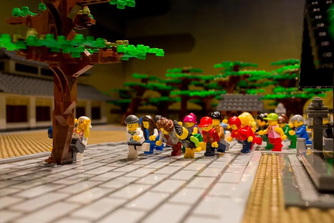 乐高大师最震撼的作品,日本乐高大神用积木拼奥特曼