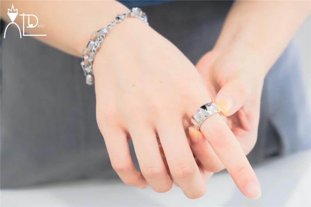 青岛品牌买手店,青岛买手店设计师