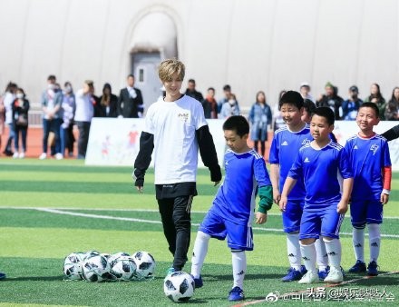 鹿晗加盟创造营上热搜,创造营鹿晗2005