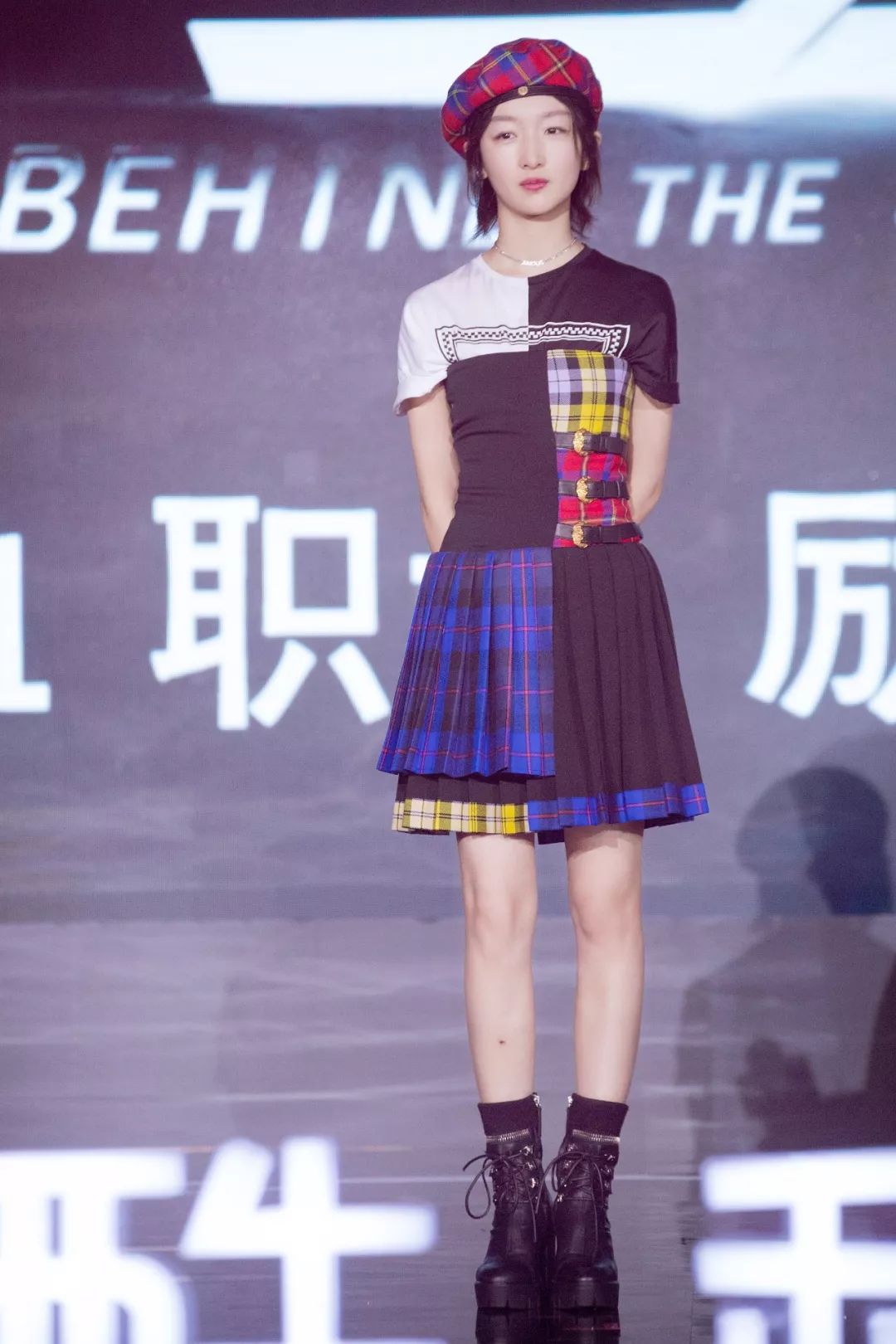 周冬雨变美女,周冬雨变好看了