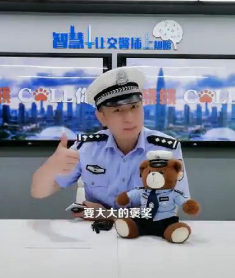 “我家就住在这里！”广东深圳一网约车司机拒绝逆行，竟反遭乘客投诉、报警：我现在被人“挟持”…