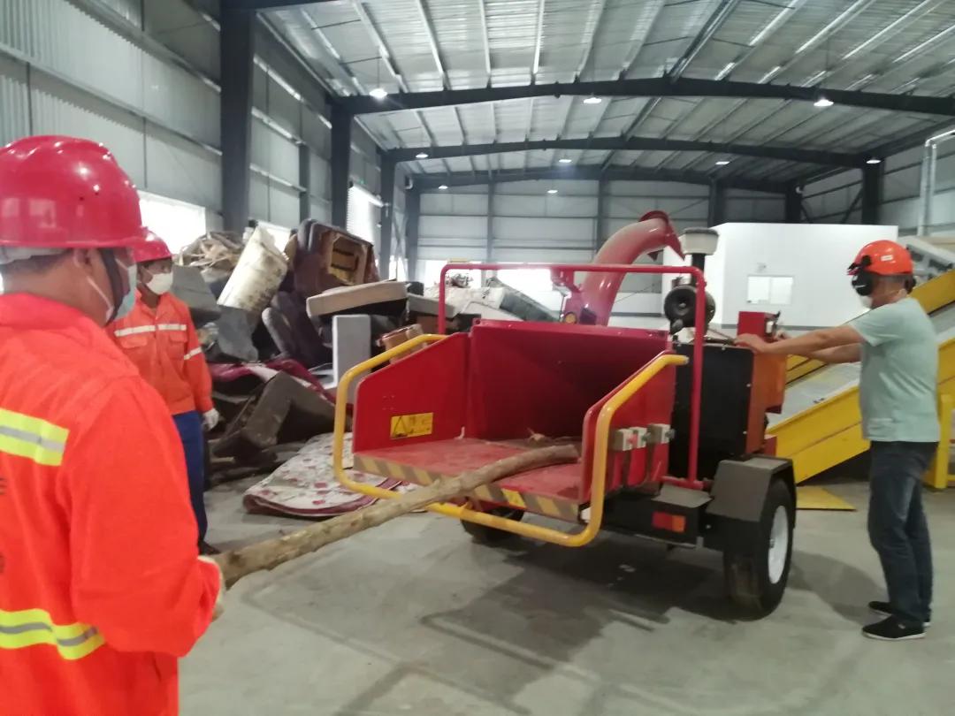 旧家具旧沙发怎么处理,废旧沙发大件垃圾人工处理