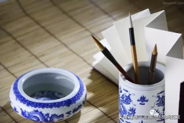 关于山水日月经典古诗词50句,200字左右的经典古诗词二十首