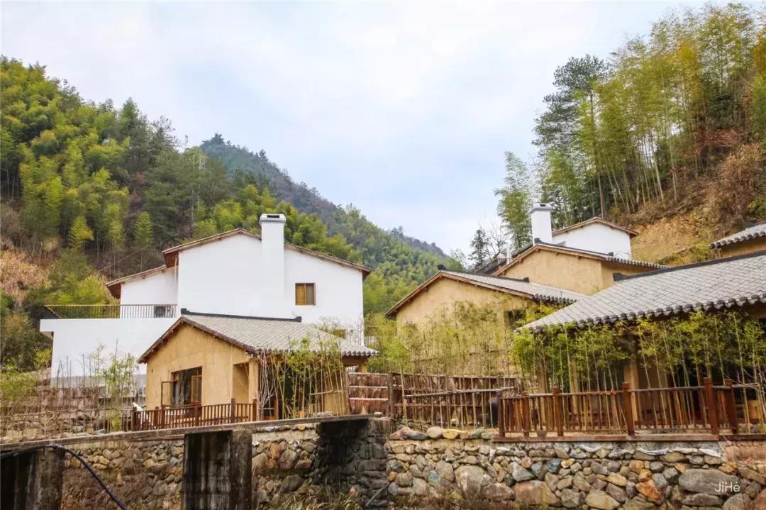 邂逅秋天的千岛湖！光看图已美醉，住这7家美宿避开人群赏湖景山色