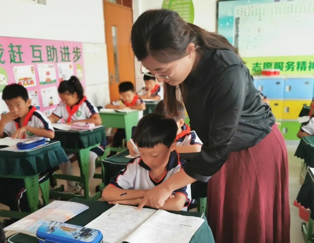 小学课后服务综合素养提升方式,课后服务促进学生个性发展