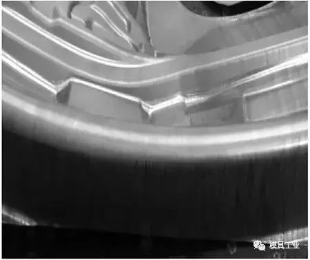 奇瑞：基于CAE精算的门板拉深模定位优化设计