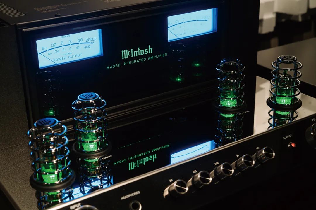 看到外观就想掏钱——McIntoshMA352合并功放
