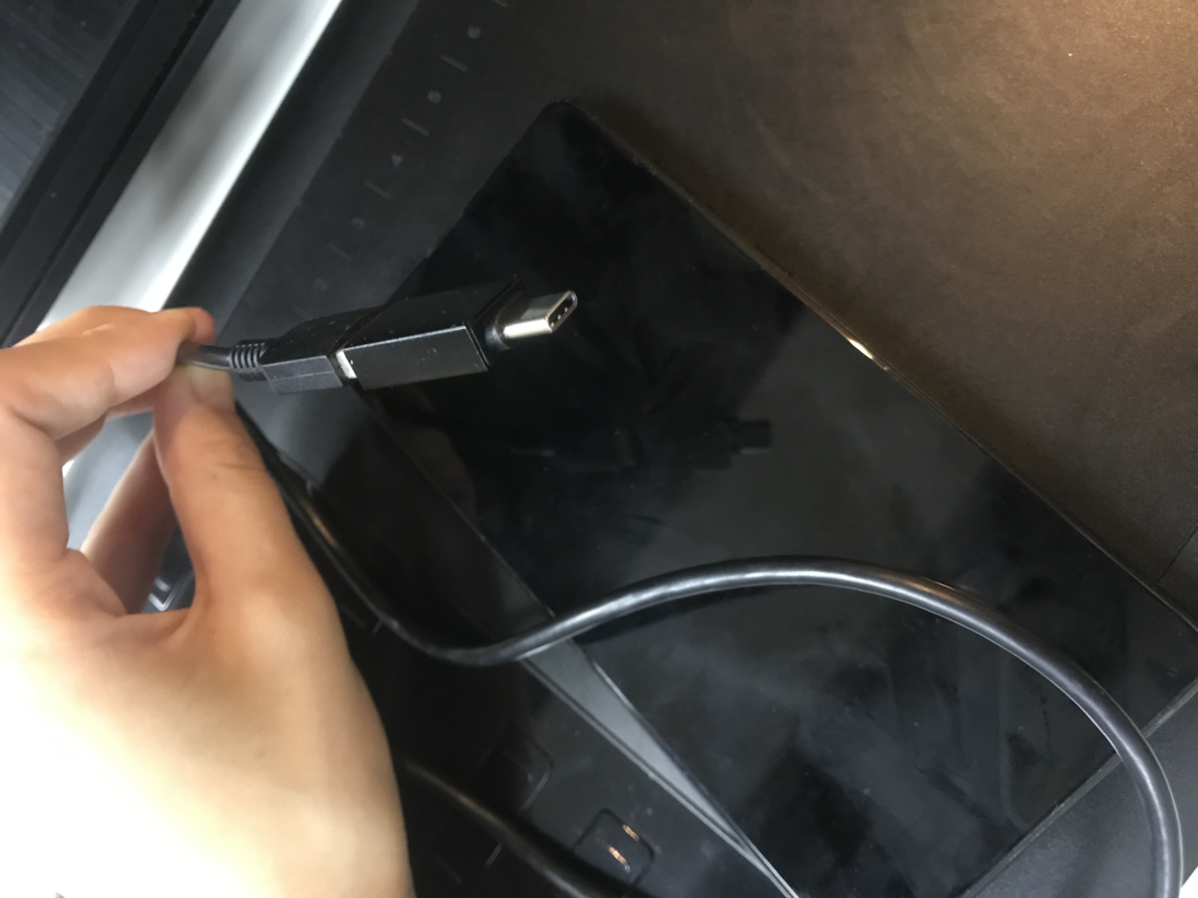 高漫1060pro数位板用的是弹簧笔吗,高漫数位板1060pro好用吗