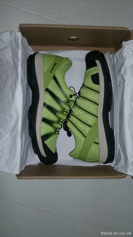 遨游仕溯溪鞋和徒步鞋买一样大吗,遨游仕溯溪鞋