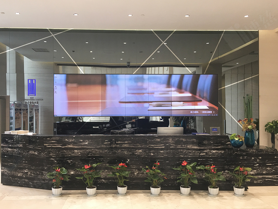 博川一套展示系统入驻四川自贡信息科技有限公司