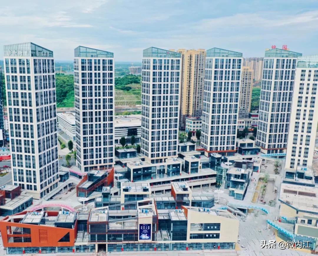 鍐呮睙娴峰簳涓栫晫璐墿鍏洯,鍝囧摝璐墿涓績缇庨鍥㈣喘