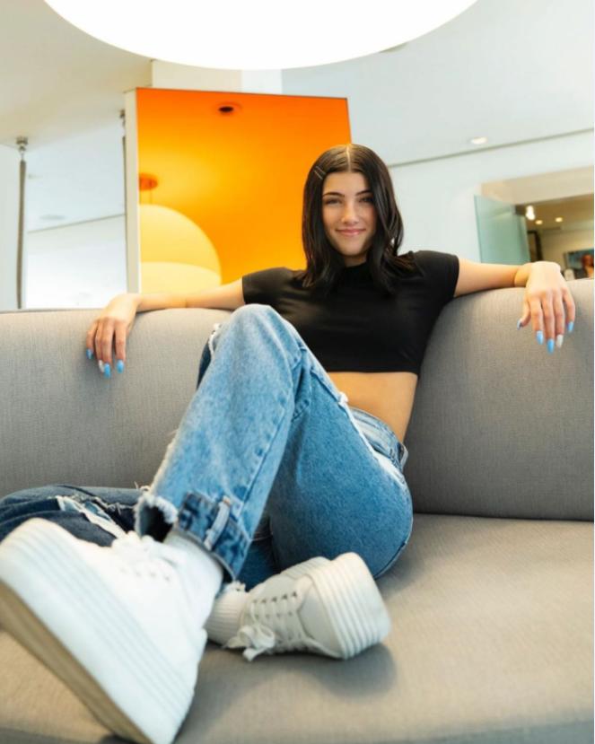 涓佺湡璧扮孩鏃ユ湰瑙嗛,涓佺湡璧扮孩鍥藉瑙嗛