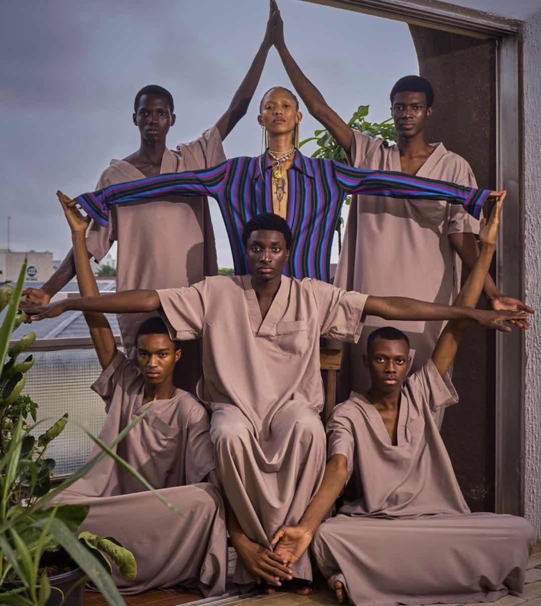 “中国大妈”引领世界潮流，LV再次模仿推出防晒面罩