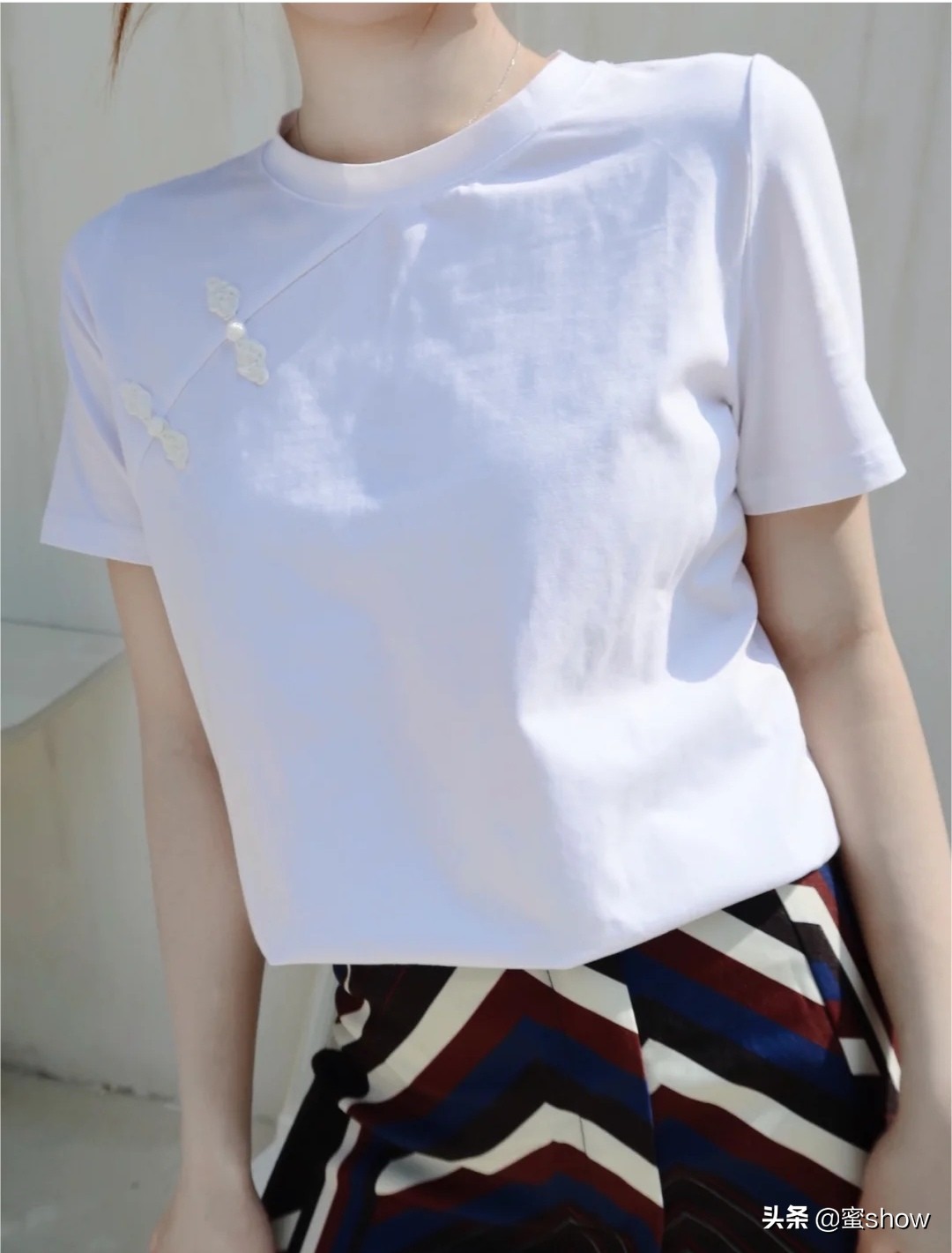 夏天t恤应该怎么选择,白色t恤怎么选尺码