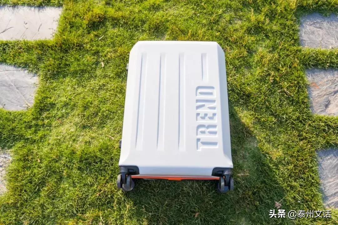 鐪熷疄鍧愰鏈洪殢韬鏉庡拰鎵樿繍琛屾潕,鍥介檯鑸彮娑蹭綋鎵樿繍琛屾潕