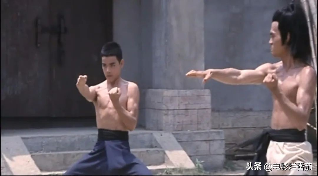 这一幕多年后也会成为回忆吗,童年阴影吓得晚上不敢关灯