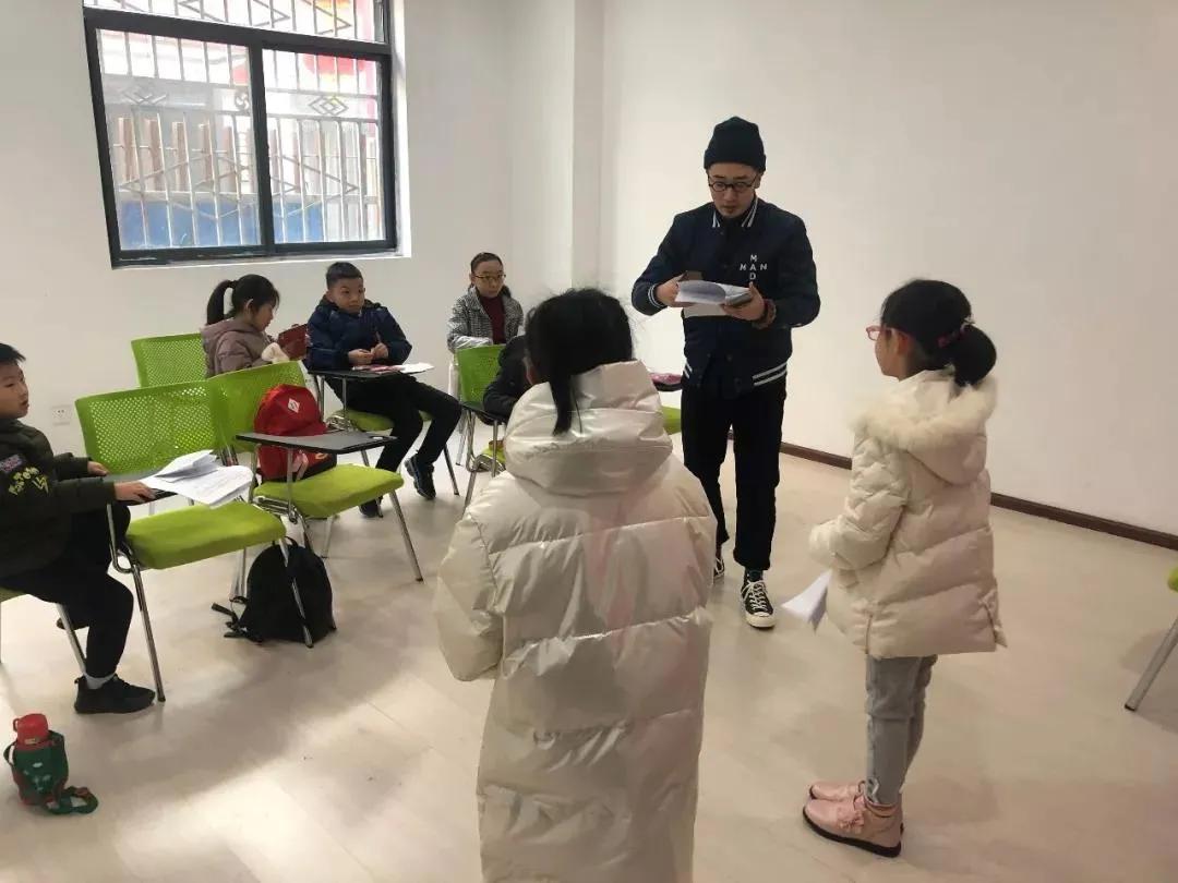 “盛世全运筑梦中国”2021西安广播电视台少儿春晚小主持人选拔活动开始啦