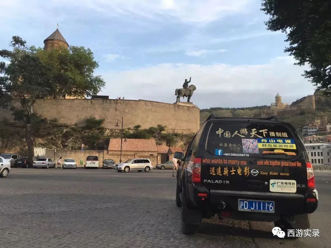 第一次在国外相亲就有机会当爸爸，格鲁吉亚模特真漂亮