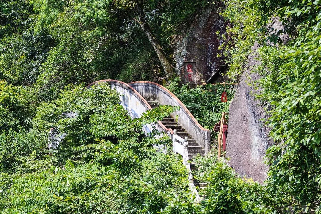 著名景点西山在哪里,中国七大西山景区