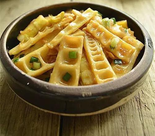 今日惊蛰，你离春天，可能就差这一口江南春笋了