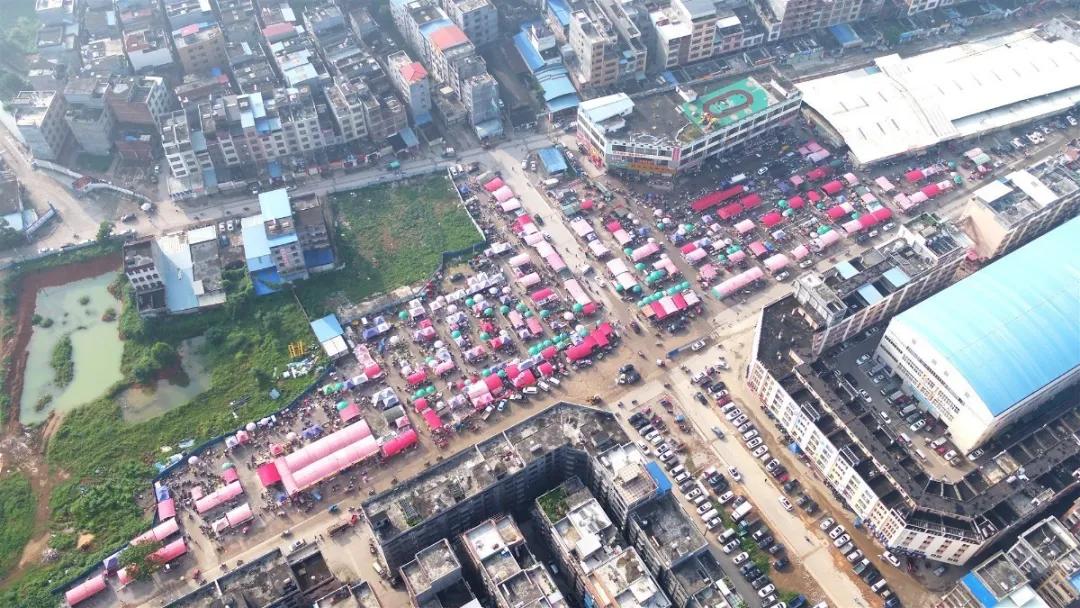 再见，龙圣临时市场！