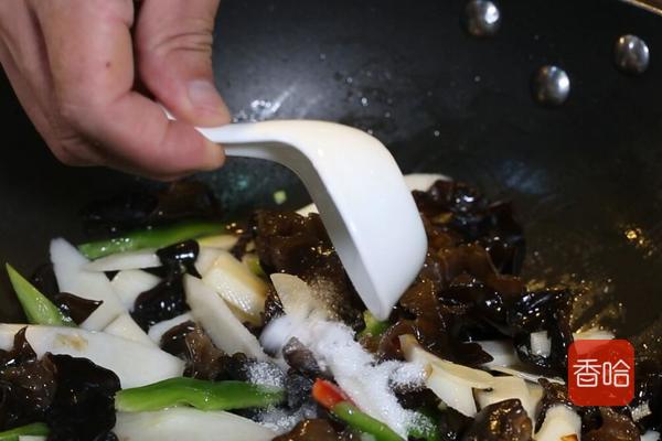 怎么炒山药清脆不发黑,炒山药不要配菜