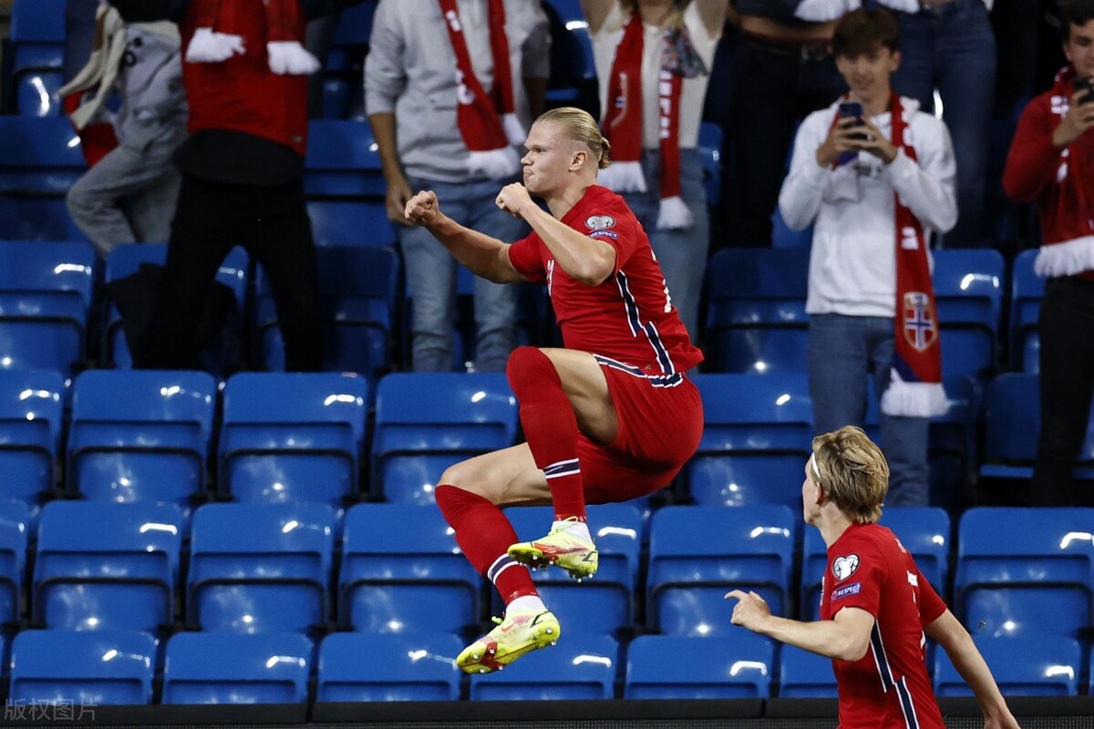 世预赛-哈兰德破门迎里程碑挪威1-1逼平荷兰范加尔无缘回归开门红