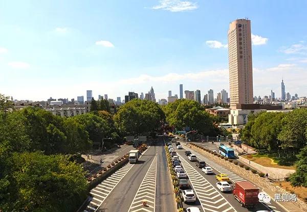 南京相隔百年的照片,南京城景对比图