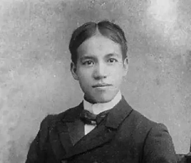 做一个完整的人梁启超,梁启超不惑不忧不惧的演讲