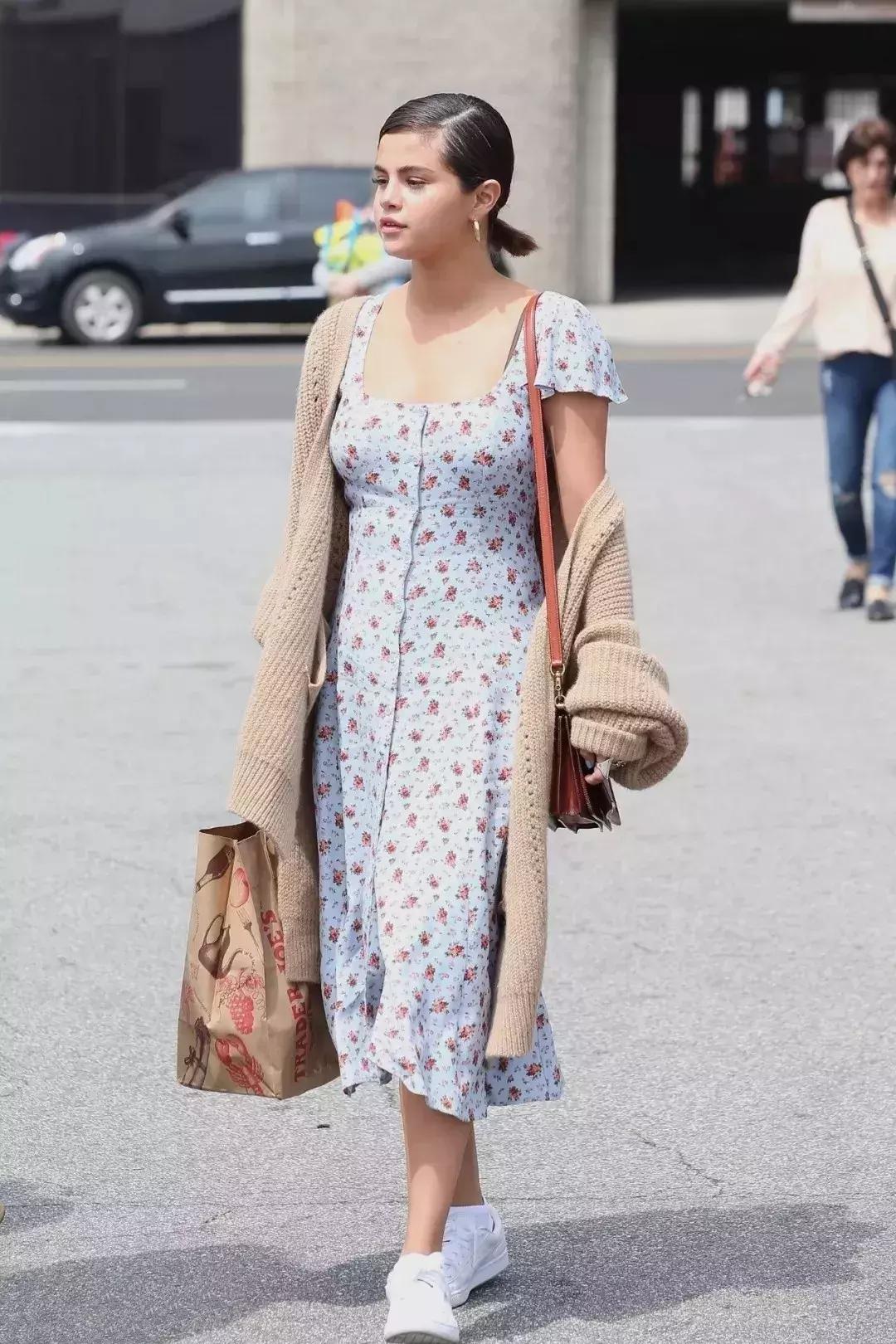 微胖胸大穿紧身衣服好看吗,微胖胸大应该怎么穿衣服