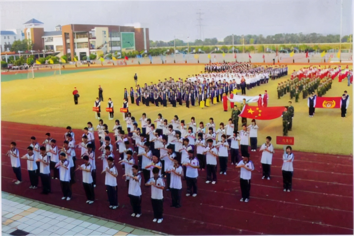 东莞市光正实验学校学生日常,东莞市光正实验学校以梦为马