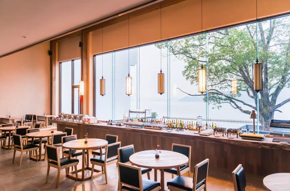 餐饮生意遇到同行怎么办,餐饮店被同行抢生意怎么办