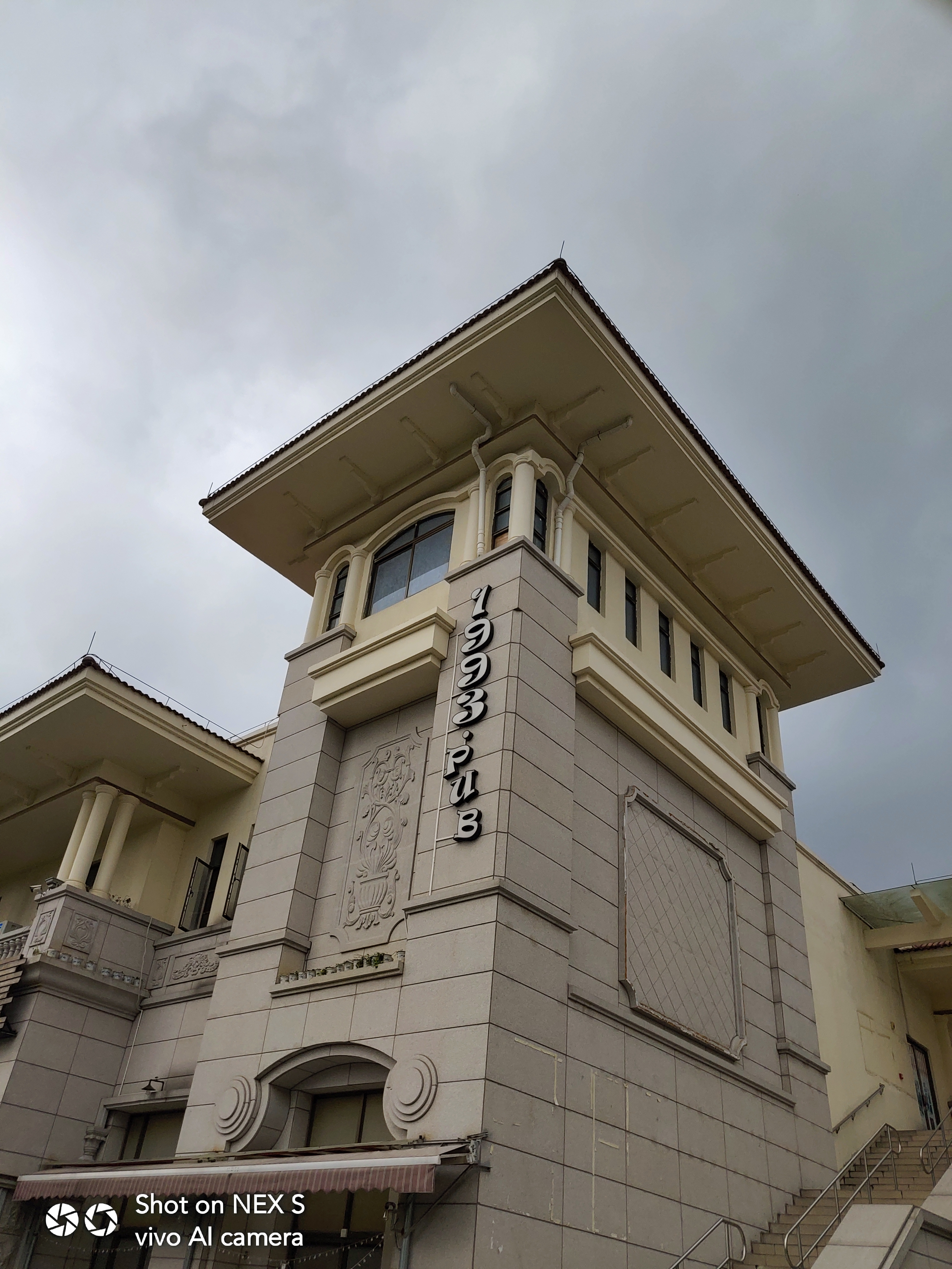 vivox27手机最大的亮点,vivox27全面屏体验怎样