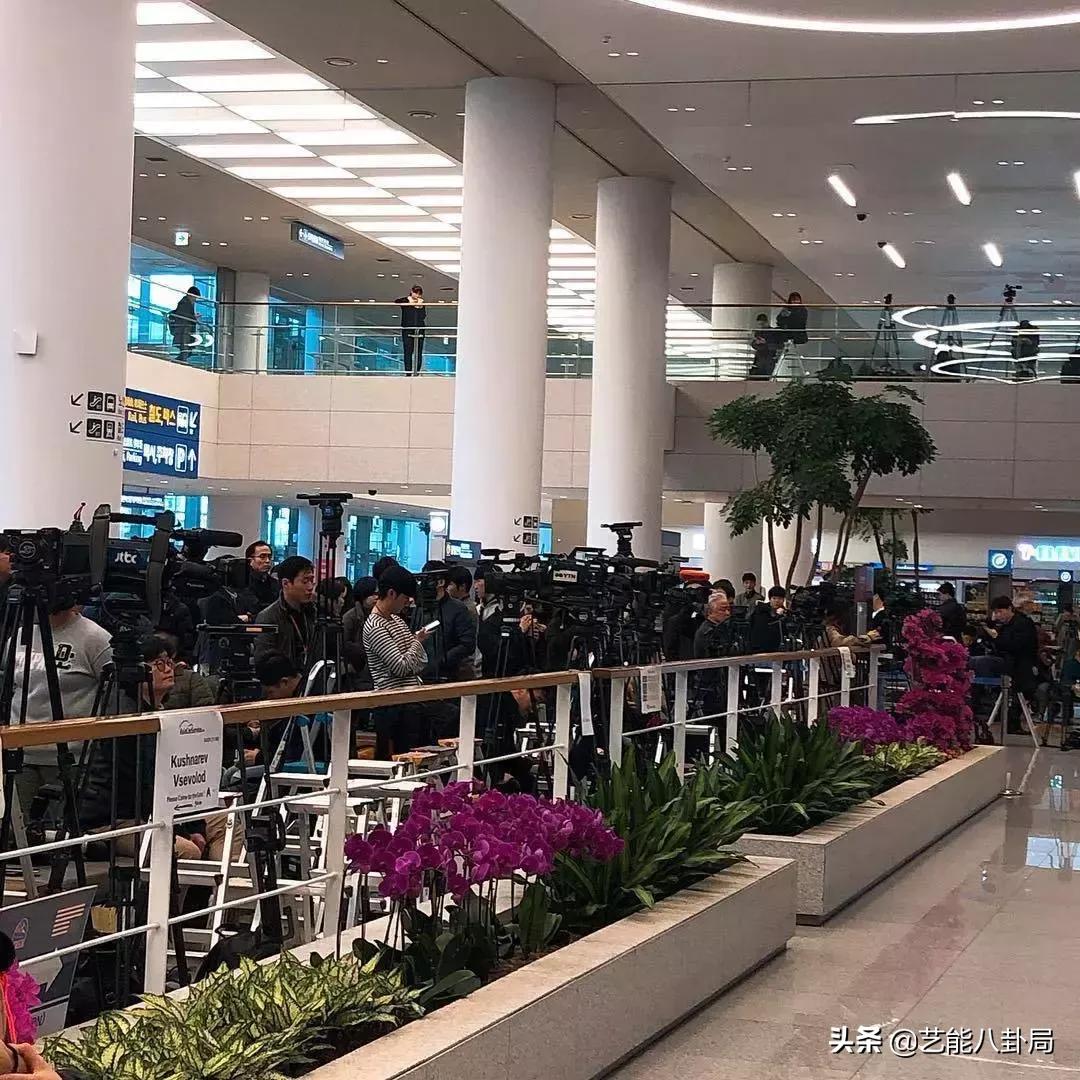 郑俊英发道歉信承认*拍偷**罪行，中断演艺活动，一辈子反省