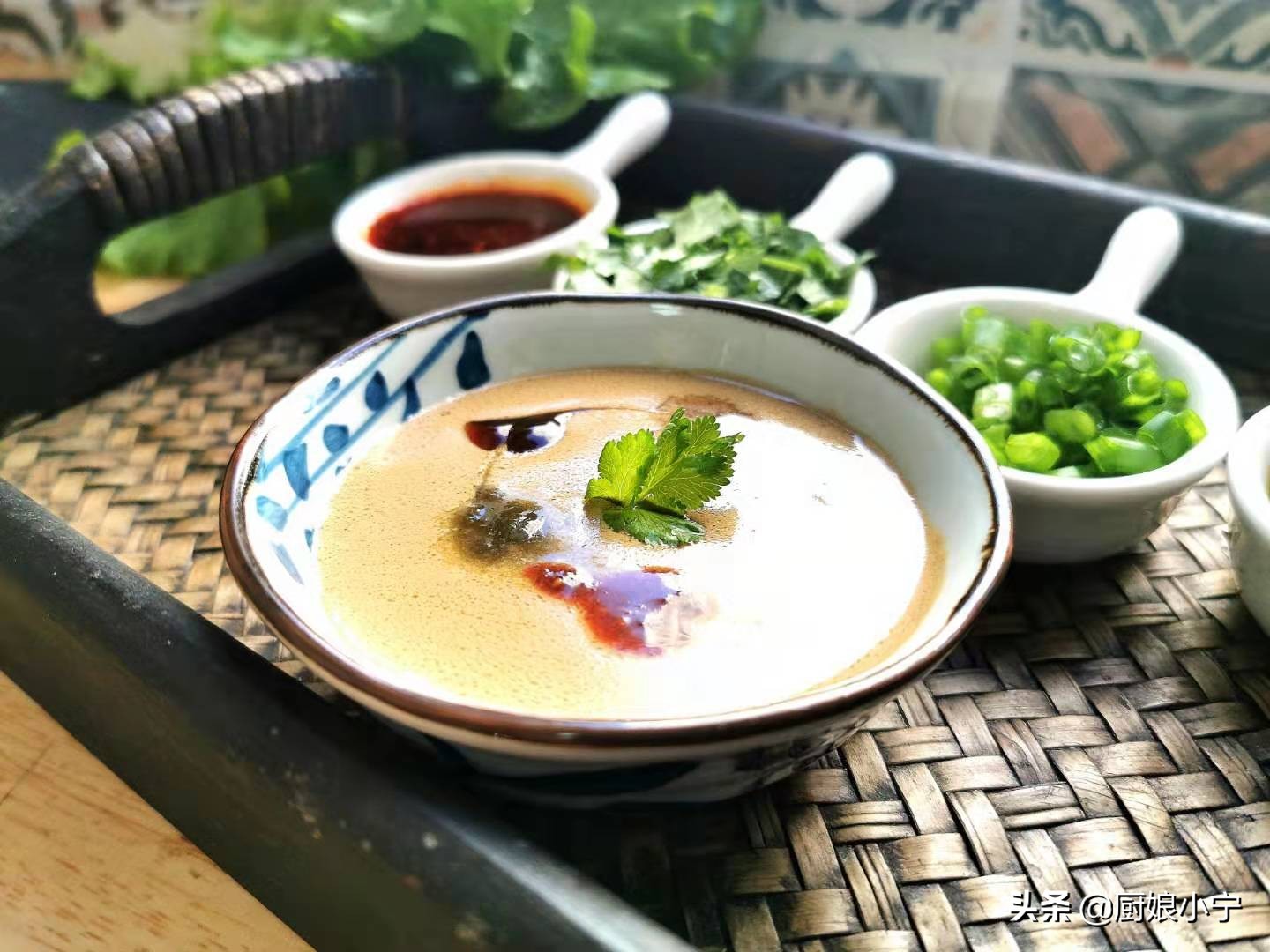 大厨做凉拌毛肚的教程,毛肚的做法怎么清洗才能涮火锅