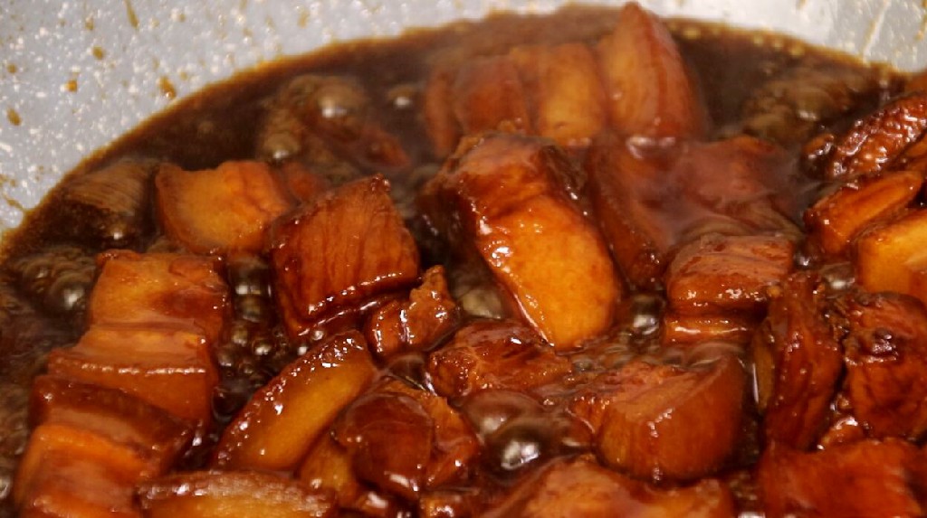 做红烧肉不用香料好吃吗,做红烧肉用白糖好吃吗