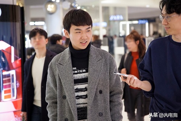 lolgorilla,lol鍘绘娲茬殑閫夋墜